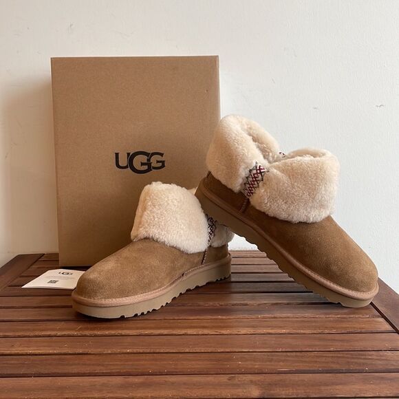 UGG Classic Ultra Mini Braid Booties Chestnut USA Women Size 6/UK 4/EU 37 - Picture 1 of 15